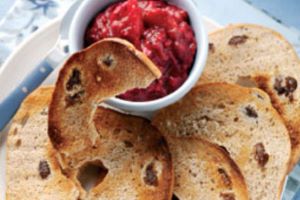 Cinnamon Bagels with Fruit & Oat Compote