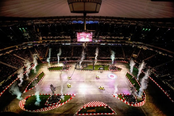 Top Gear Live Wows Record Crowd at Warsaw National Stadium