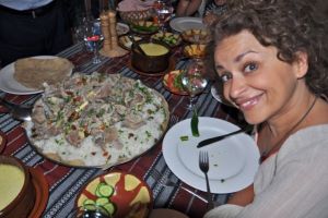 Nadia Sawalha Demonstrates Her Love for Jordanian Food