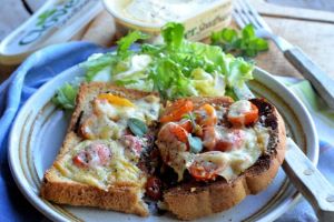 Smoked Cheese and Cherry Tomato Rarebit