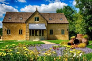 Cotswold Dry Gin from the Cotswold Distillery Company