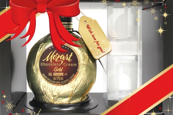 Win a Mozart Gold Christmas Edition Set