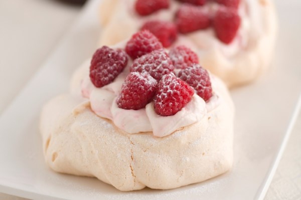 Rachel's Raspberry Pavlova